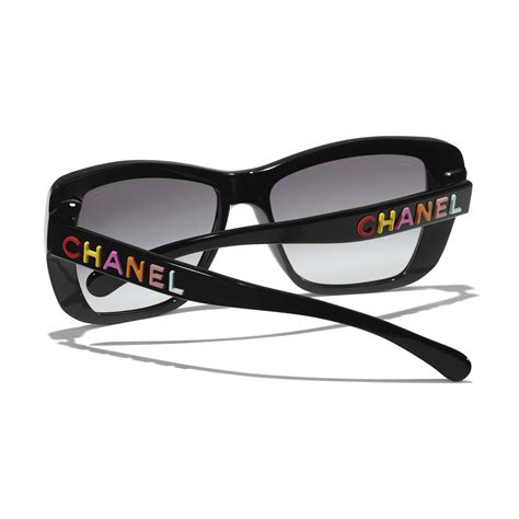 gafas de sol chanel|More.